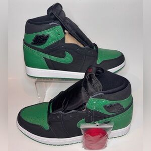 Air Jordan 1 High Pine Green Men’s Size 11
